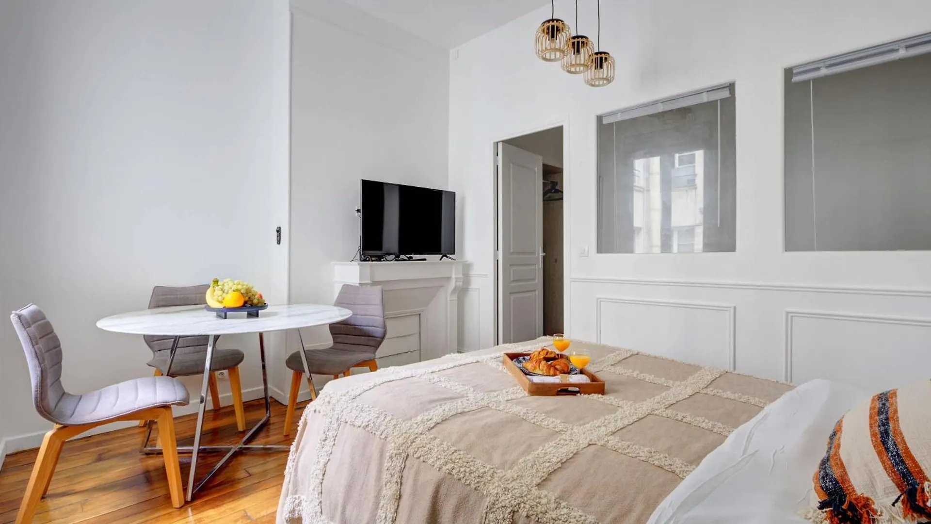 Lägenhet Bnbnova - 1Br - Notre Dame & Seine - Latin Quarter Paris Frankrike